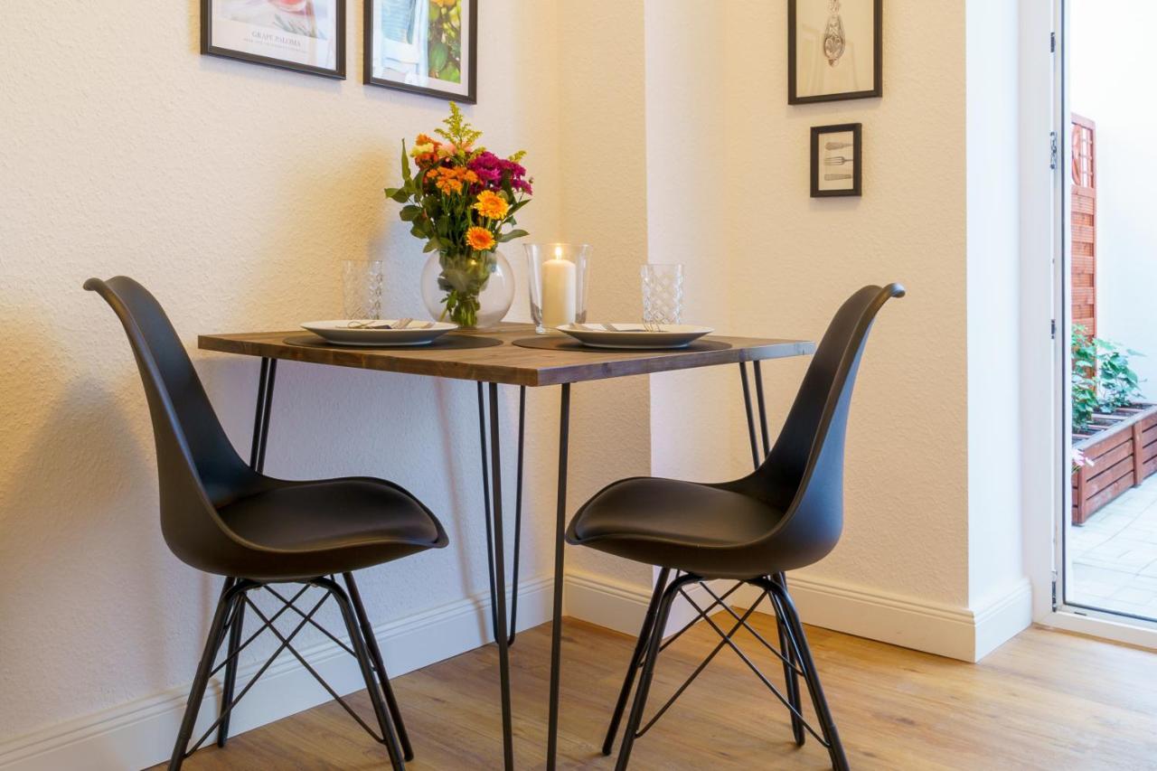Suite Fuer 4 Mit Terrasse Im Herzen Der Innenstadt شفيرين المظهر الخارجي الصورة